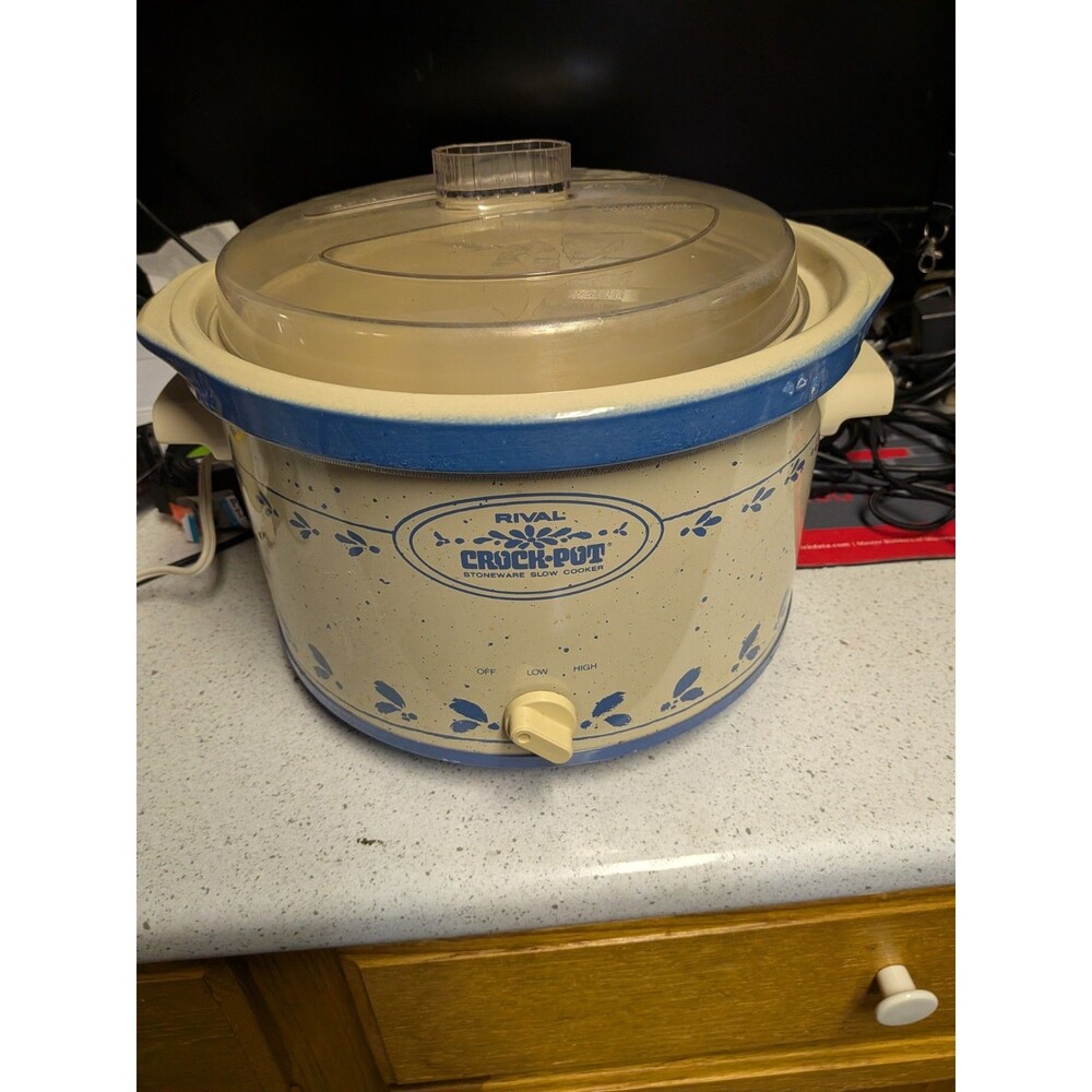VTG Rival 5 Qt Crock Pot Slow Cooker Blue Cottage Country Stoneware w/ Lid 3355